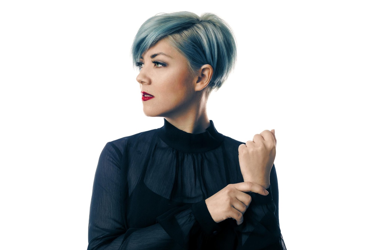 1b234ae0fba94e0d6b0c28dedabcec1890d4be28f6b5b81aabcdcd47e49314b8 Vertritt Österreich 2019 beim Eurovision Song Contest und steht am 25. April in Wien auch beim Amadeus auf der Bühne: Paenda