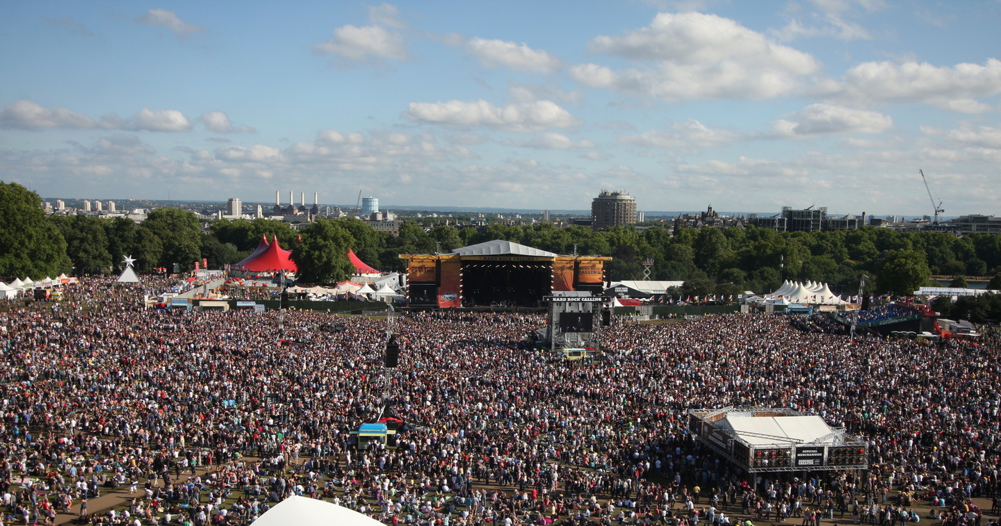Diese Kulisse wartet auf den Gewinner des Newcomerwettbewerbs: das Londoner Festival Hard Rock Calling