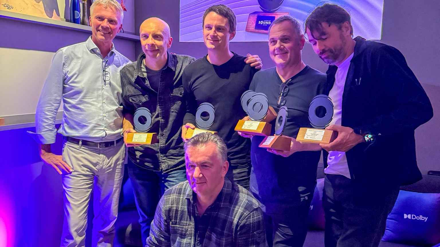 1c4ec37d 771e 4e70 9b71 1540ff7126a5 Bei der Preisverleihung des Vision Sound Award (von links): Christoph Diekmann (Visions Of Sound/Area), Stefan Boman (Atlantis Studio), Erik Gierich (Byte The Beat Studio), Stefan Bock (ms...