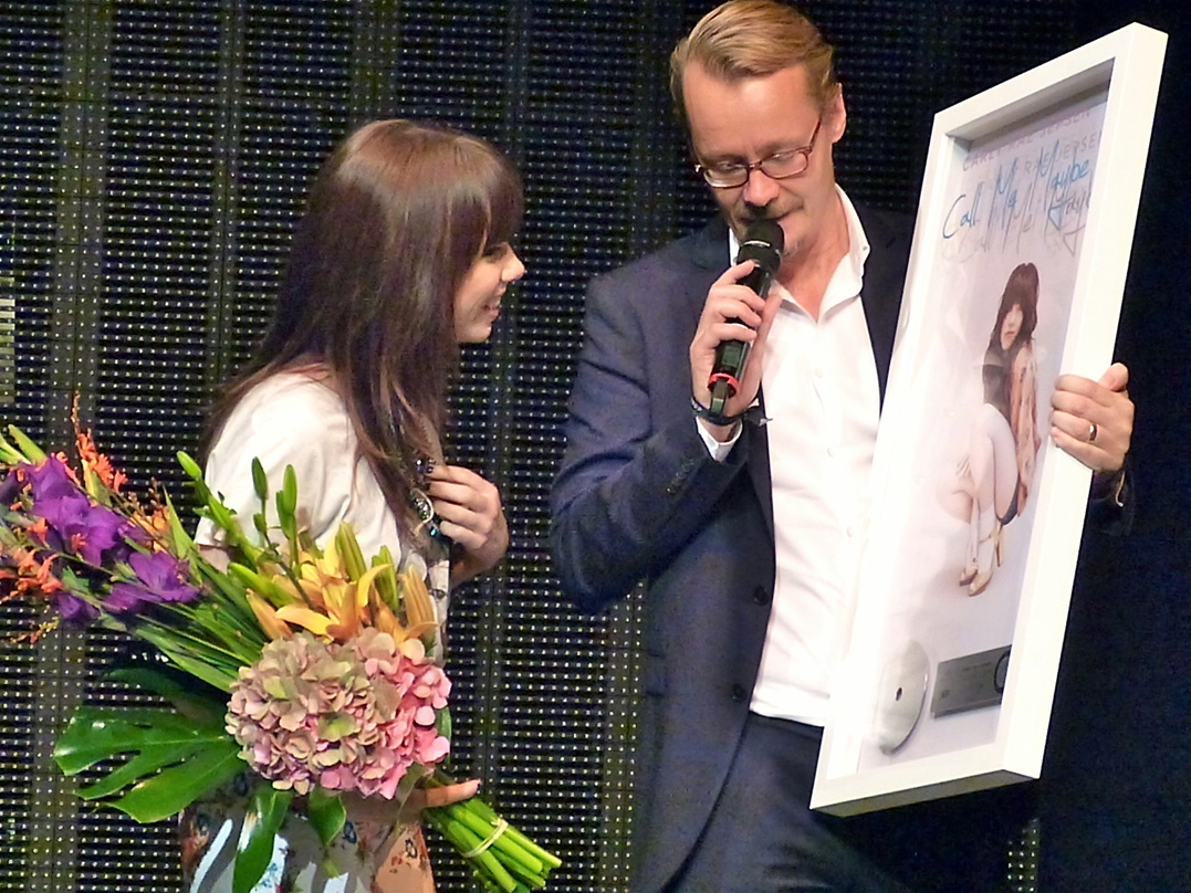 Blumen und Platin: Dirk Baur gratulierte