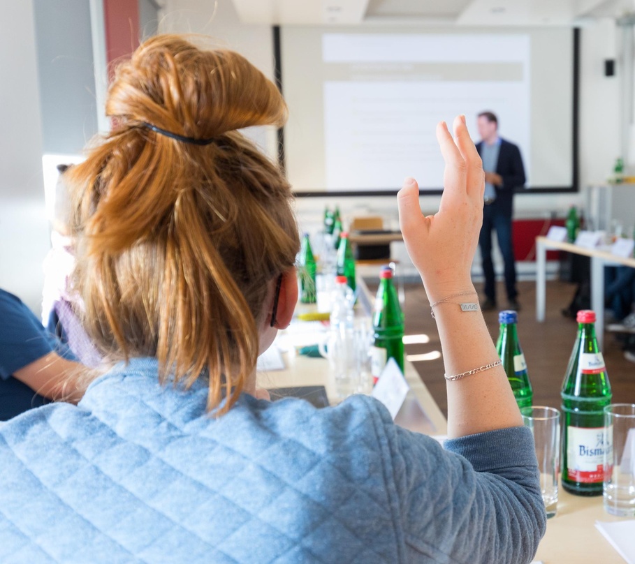 Programm aufgebohrt, Anmeldung eingeläutet: die Music Business Summer School bietet 2018 ein Fortbildungsprogramm in den Bereichen Verlagsgeschäft, Konzertgewerbe und Recorded Music