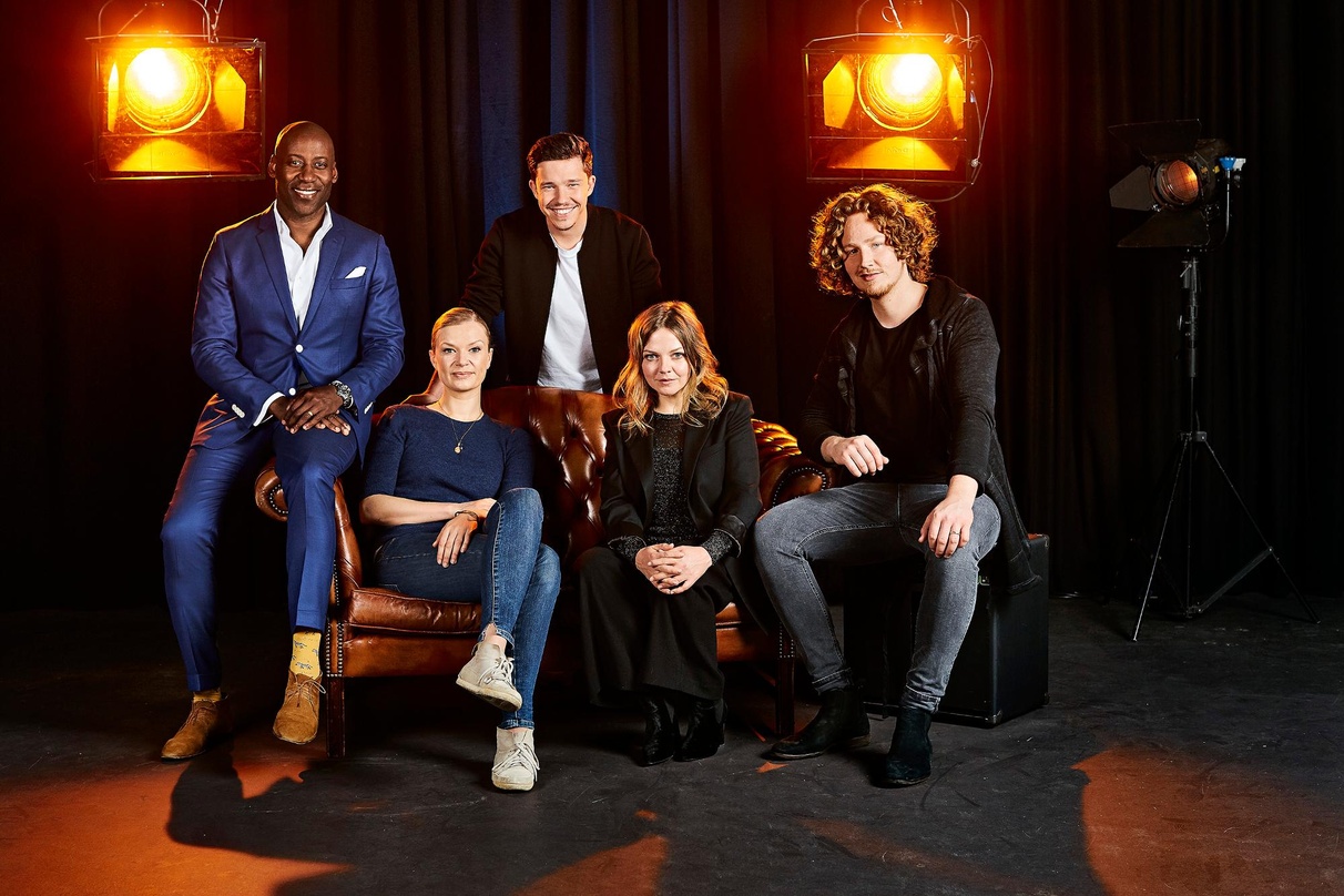 Sie stimmte beim zweiten ESC-Halbfinale mit ab: die deutsche Jury mit (von links) Joe Chialo, Nicola Rost, Nico Santos, Annett Louisan und Michael Schulte