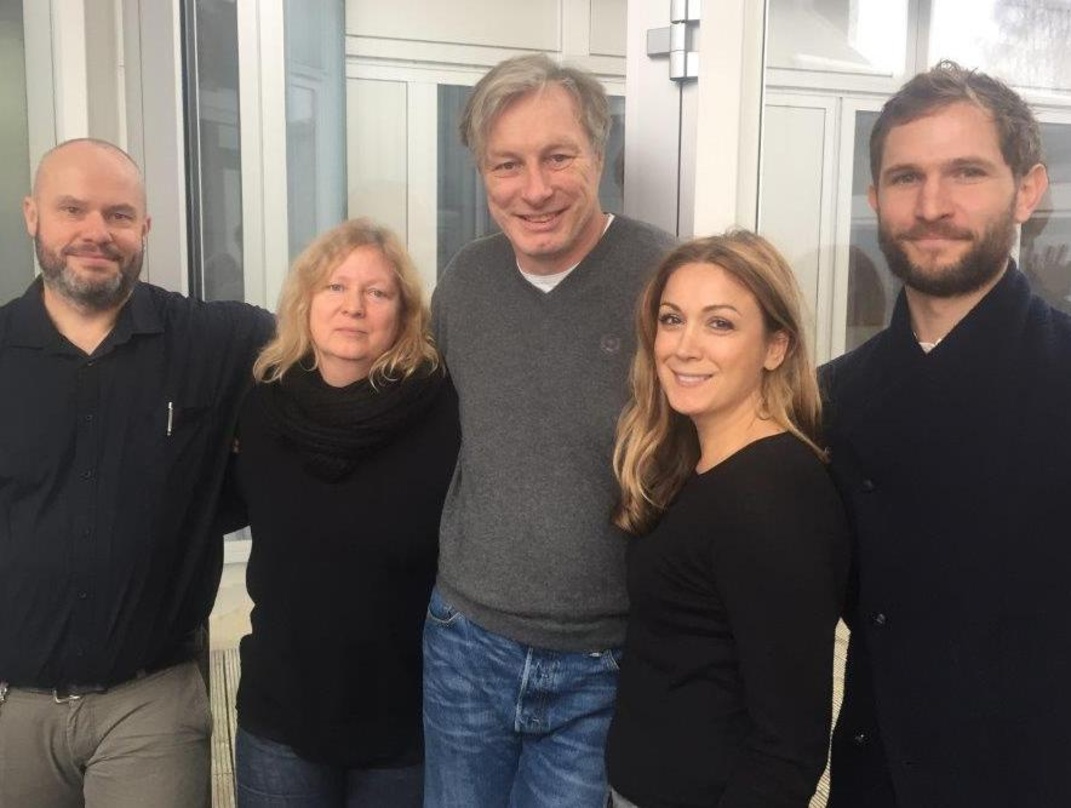 Besiegelten die Zusammenarbeit (von links): Olaf Evers (Export Indigo), Andrea Seeger (Labelmanagerin Indigo), Anders Sjölin (Verkaufsleiter Indigo), Bahar Tozman (Managing Director Clouds...
