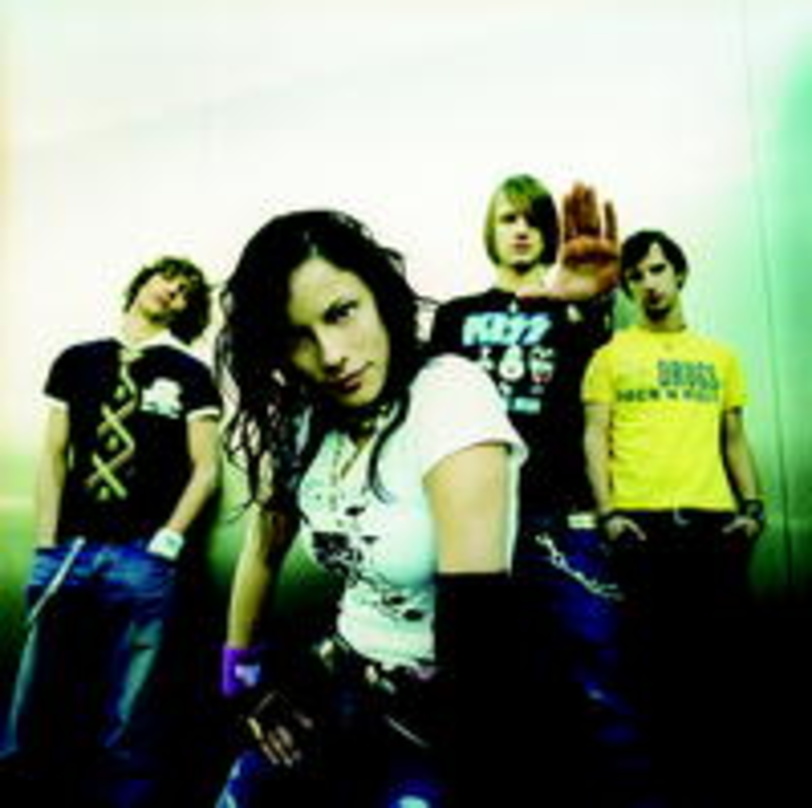 1e82af4bdb0cb1ae372fc1cff27aebd6a2636d072e6efb9e24b1ad796fc7f6cc Die deutschsprachige Ausgabe von Avril Lavigne?: Silbermond