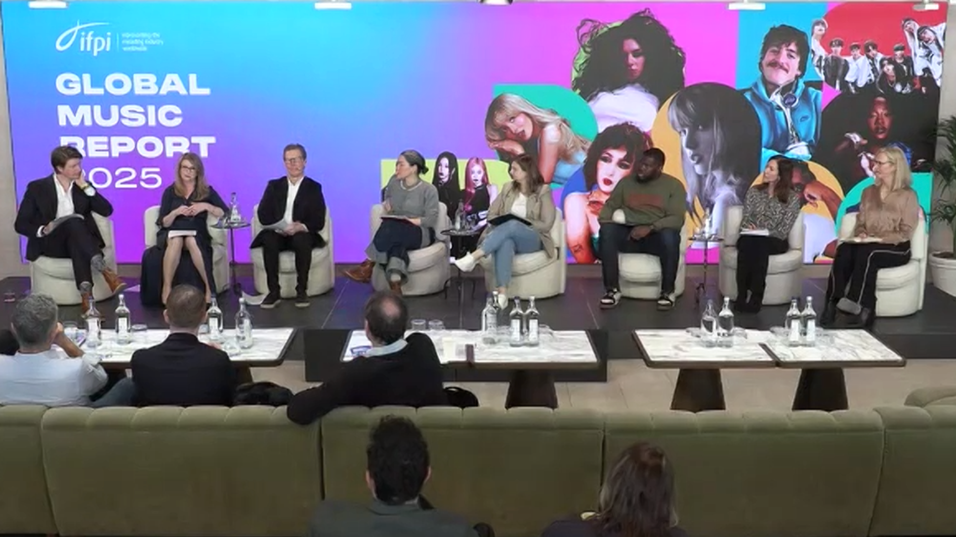 Stellten den "Global Music Report" der IFPI für 2024 in London vor (von links): IFPI-Sprecher John Blewett, IFPI-CEO Victoria Oakley, Sony-Music-Manager Dennis Kooker, Stacey Tang (RCA UK)...