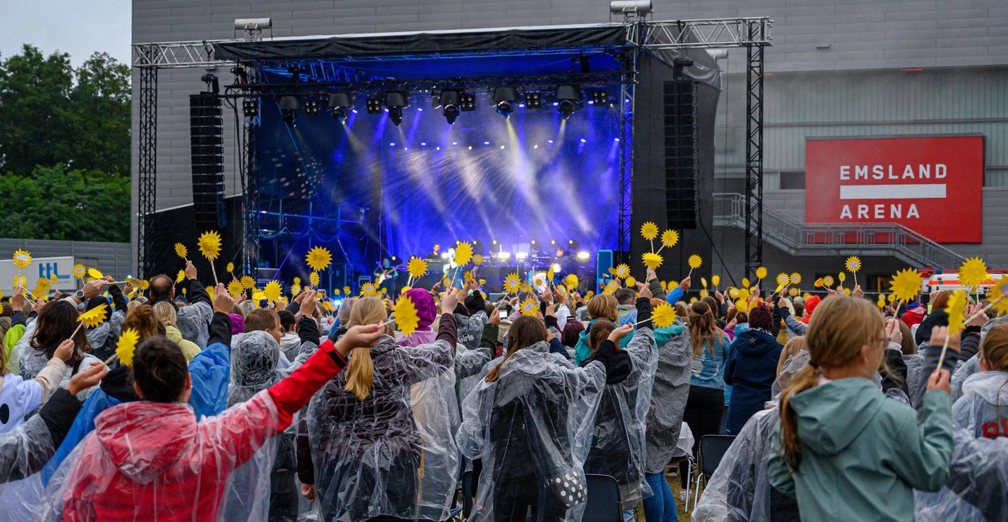 Eröffnete den "Arena Sommergarten" vor der Emsland Arena: ein Konzert von Wincent Weiss