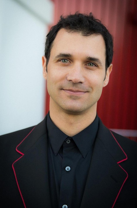 Erhielt für die Filmmusik zu Game Of Thrones eine Emmy-Nominierung: Ramin Djawadi