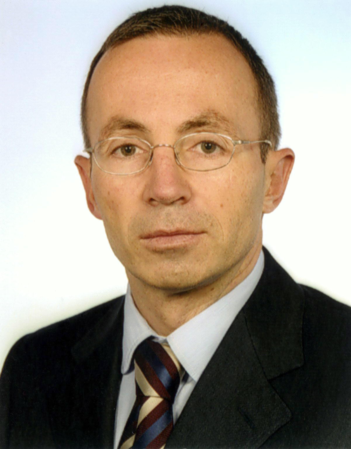 Stefan Müller