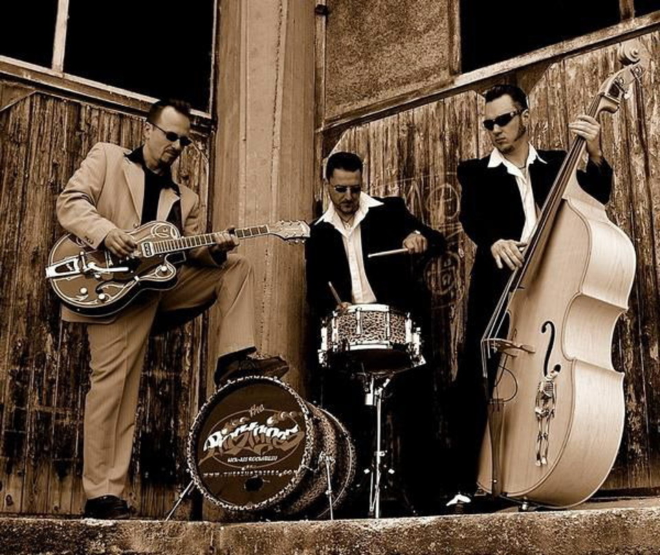 Mit feurigem Rockabilly in Konstanz am Start: die Pinstripes