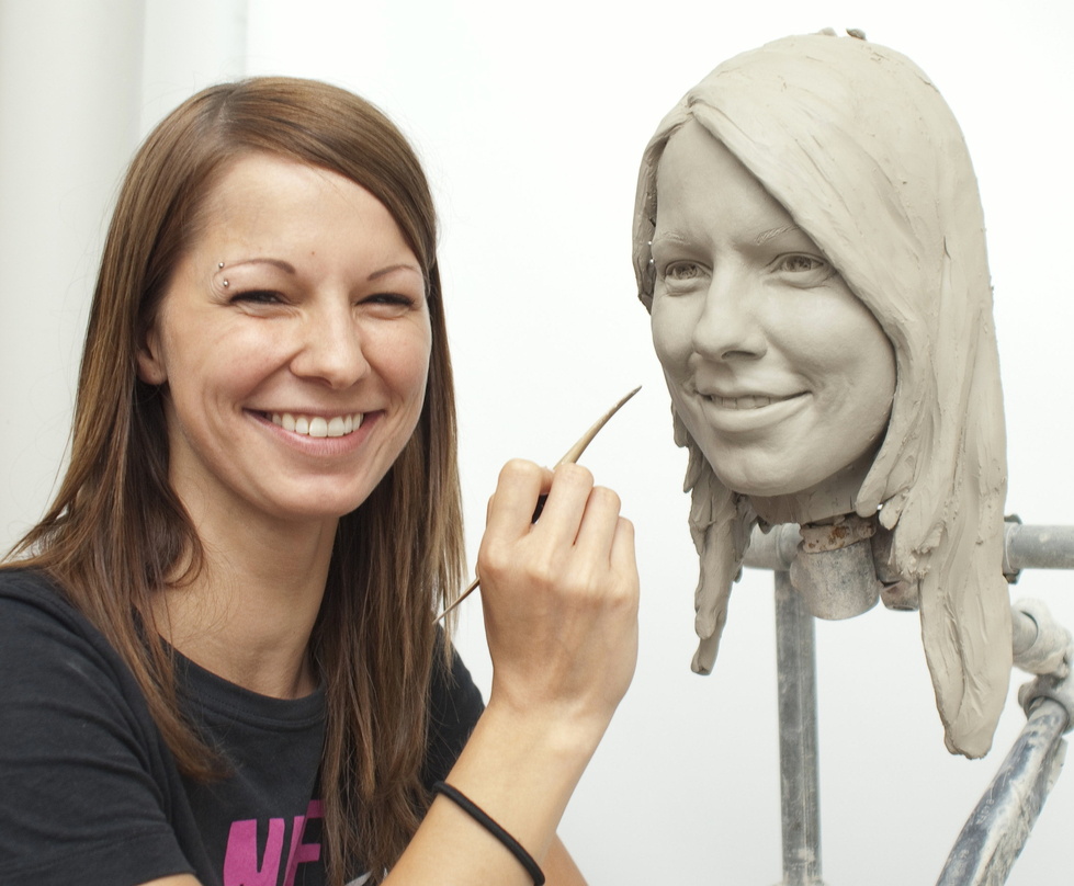 Anfang 2011 eröffnet die österreichische Dependance des Wachsfigurenkabinetts Madame Tussauds in Wien ihre Pforten. Zu den Prominenten, die dort mit ihrem Ebenbild aus Wachs zu sehen sind,...