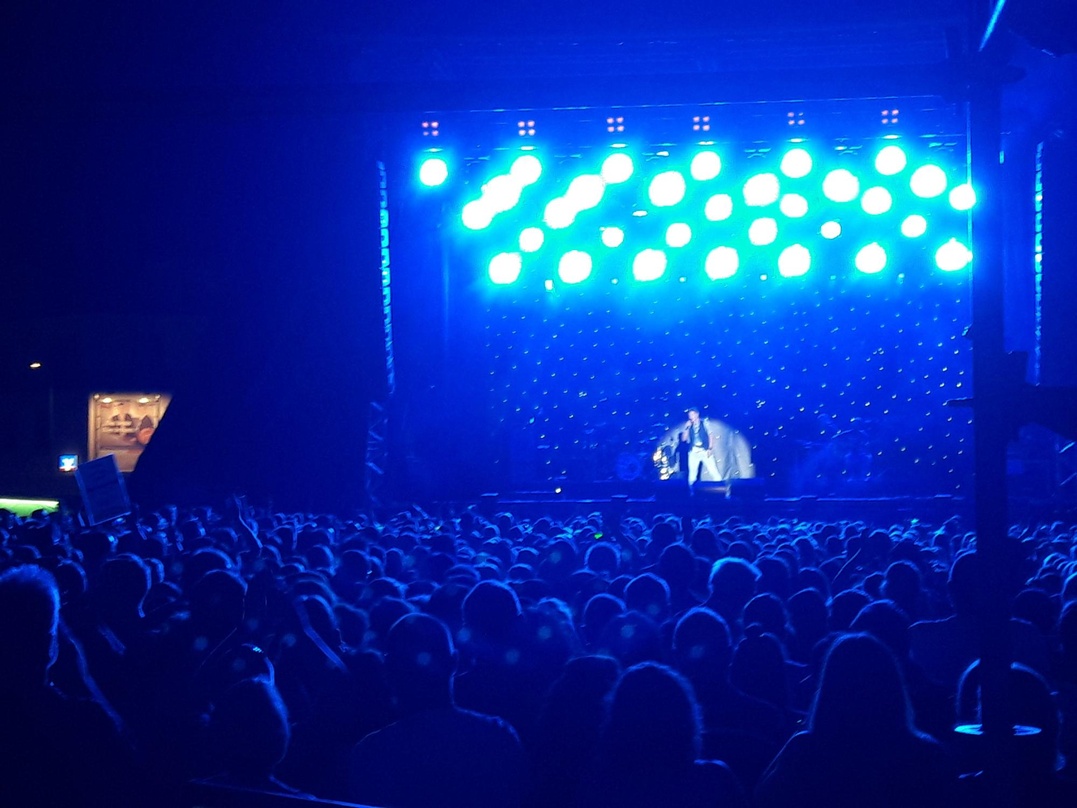 Stimmungsvoll und stark frequentiert: das Rottenburger Sommer Open Air, hier beim Auftritt von Pur