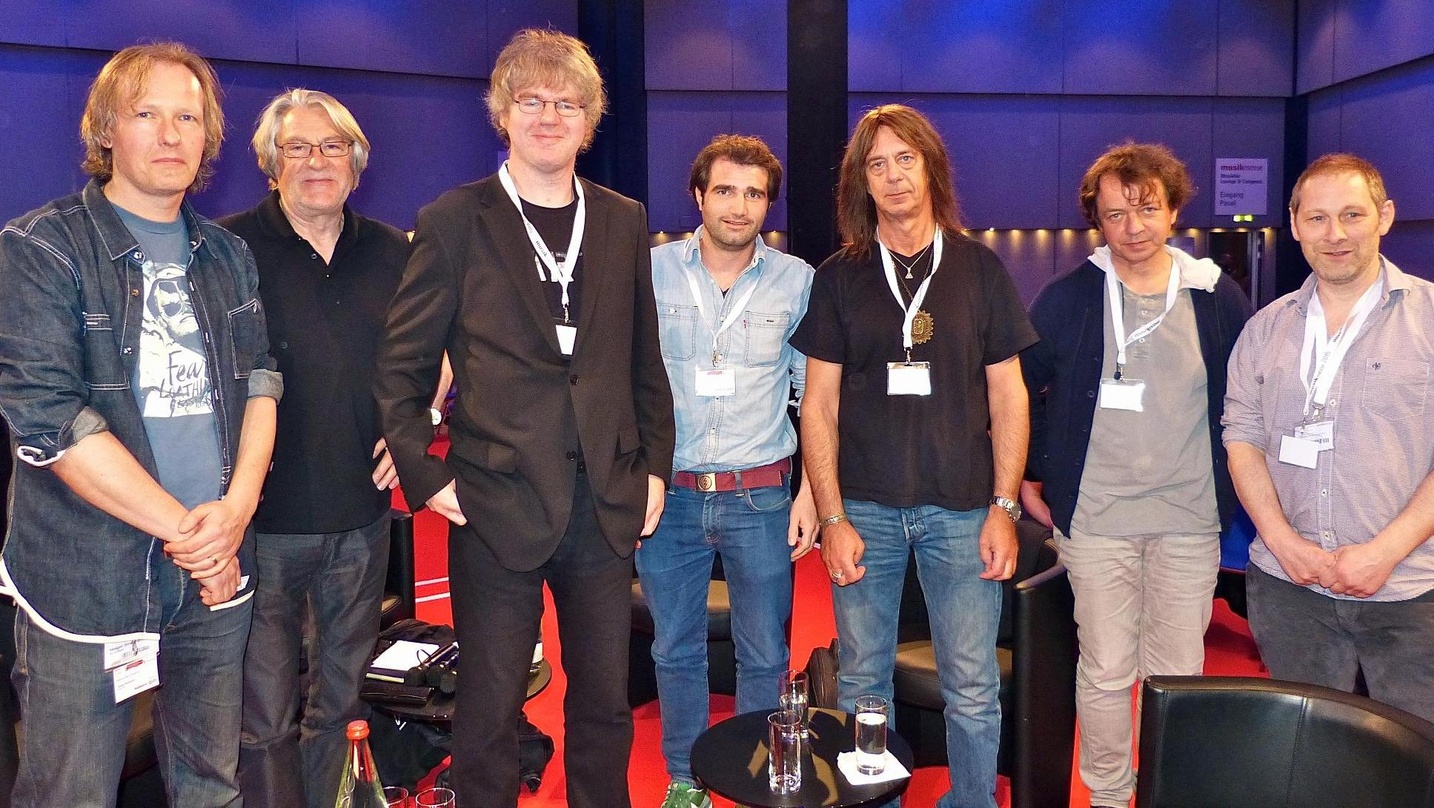 Sprachen über den Wandel im Festivalgeschäft (von links): Holger Stratmann (Rock Hard Festival), Klaus-Dieter Maack (Contour), Moderator Dietmar Schwenger (MusikWoche), Thilo Ziegler (Pres...