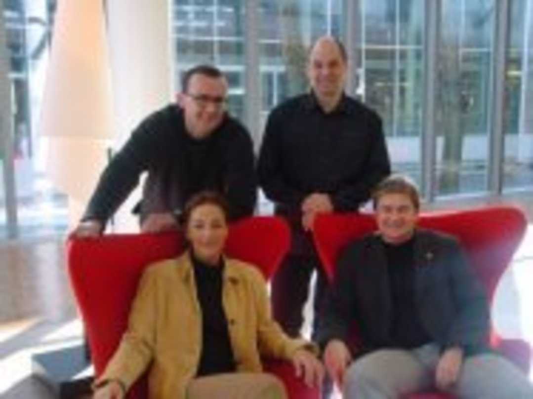 Sorgen für Knalleffekte: (hinten, v.l.n.r.) Bonzo Deubzer, Torsten Laue und (vorne, v.l.n.r.) Christine Geiger, Jochen Kneifeld