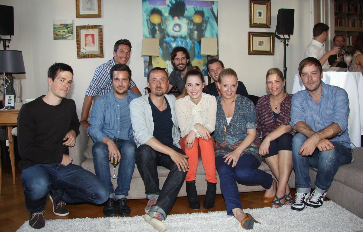 Stellten einige Songs aus dem dritten Lena-Album in angemessener Umgebung vor: Lena und ihr Team von Universal Music und Starwatch Entertainment