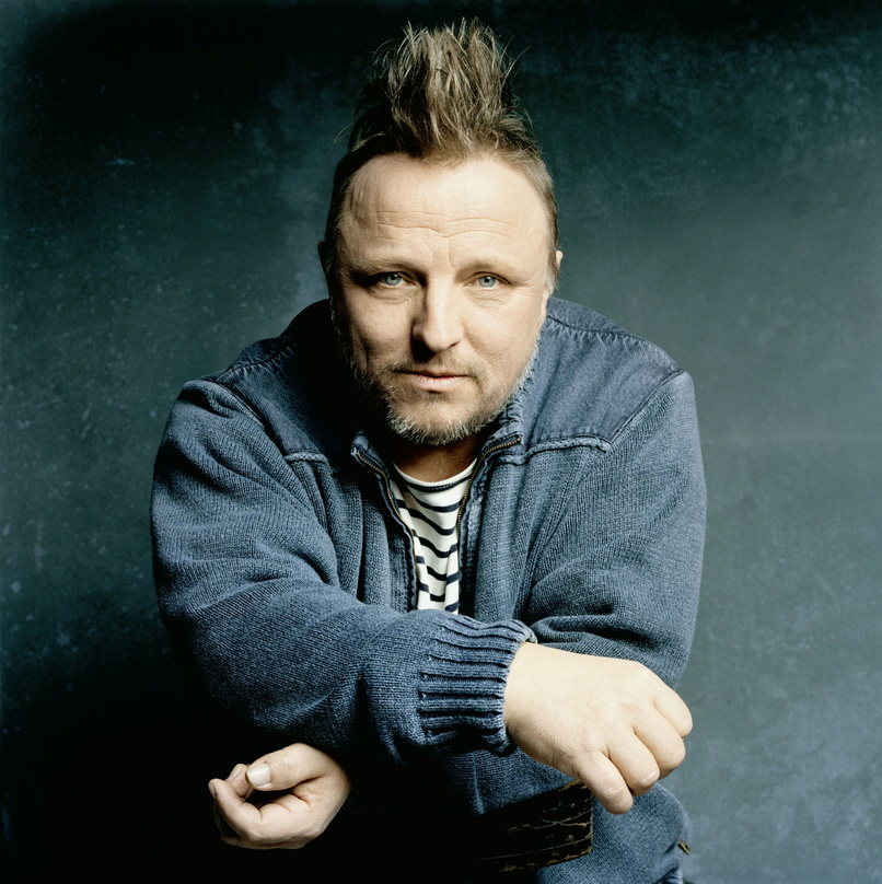 Gibt mit 51 Jahren sein Debüt als Musiker: Axel Prahl