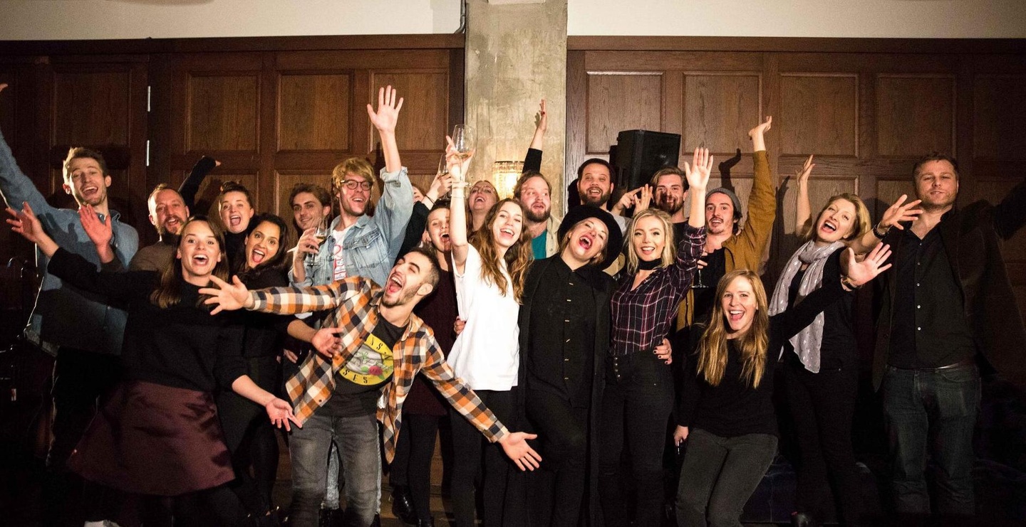 Feilten in Berlin an neuen Songs: Autoren und das Kreativteam aus dem Hause BMG und YouTube