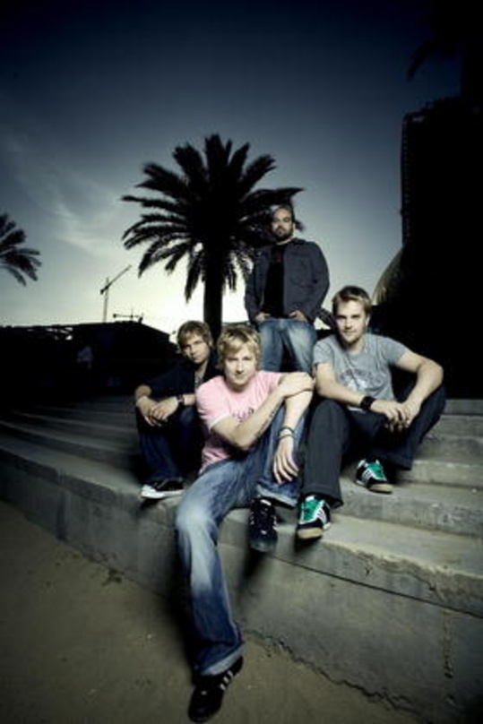 Rücken auf Platz drei vor: Sunrise Avenue