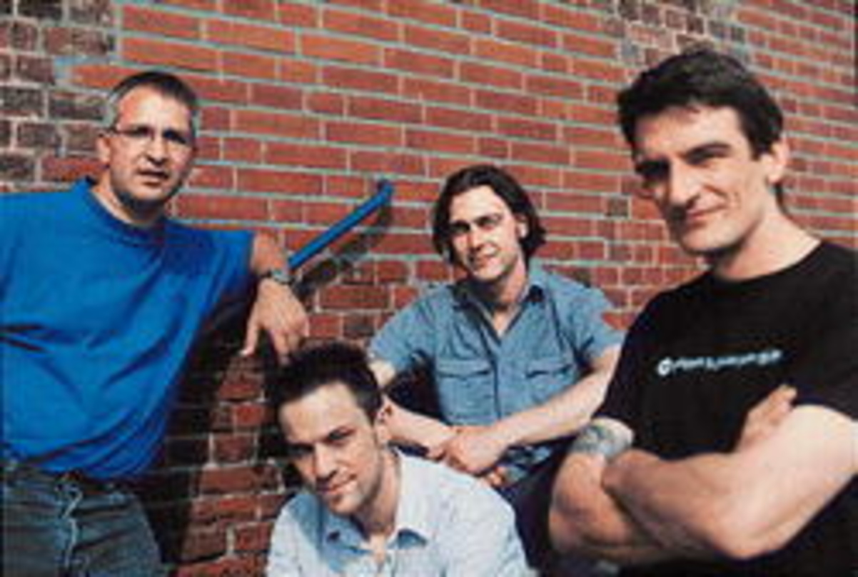 Seit einem Jahr als Hidden Force in der Musikbranche aktiv (v.l.n.r.): Christian Radtke, Junior Manager Ole Norhausen, Geschäfstleitungsassistent Christian Thier und Michael Smilgies