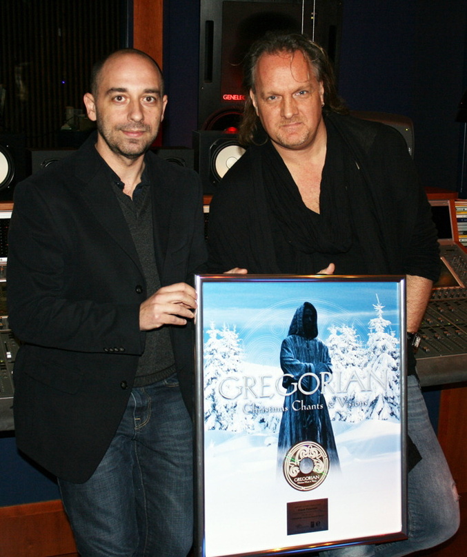 Veredelten ihre Zusammenarbeit ein weiteres Mal: Max Vaccaro (l.) und Frank Peterson