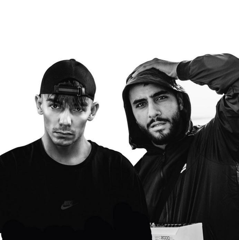 Landen mit 15 Millionen Streams direkt auf der Eins in den Charts: Capital Bra & Samra