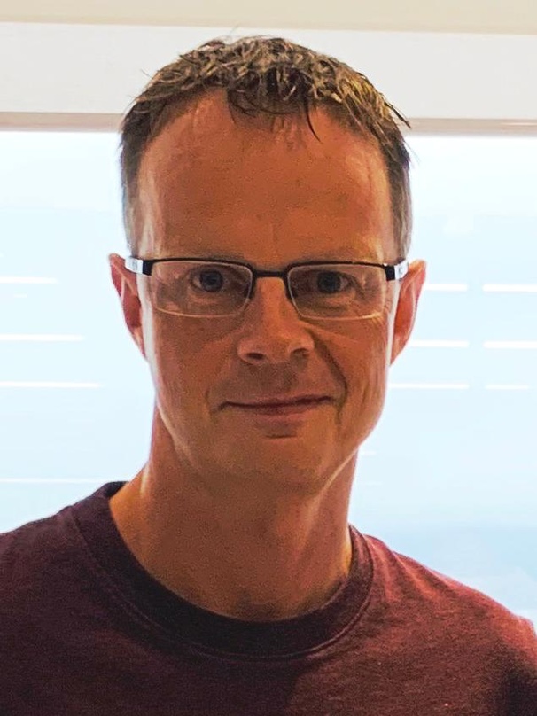 Von Hongkong nach London: Simon Robson steigt bei Warner Music zum President International Recorded Music auf