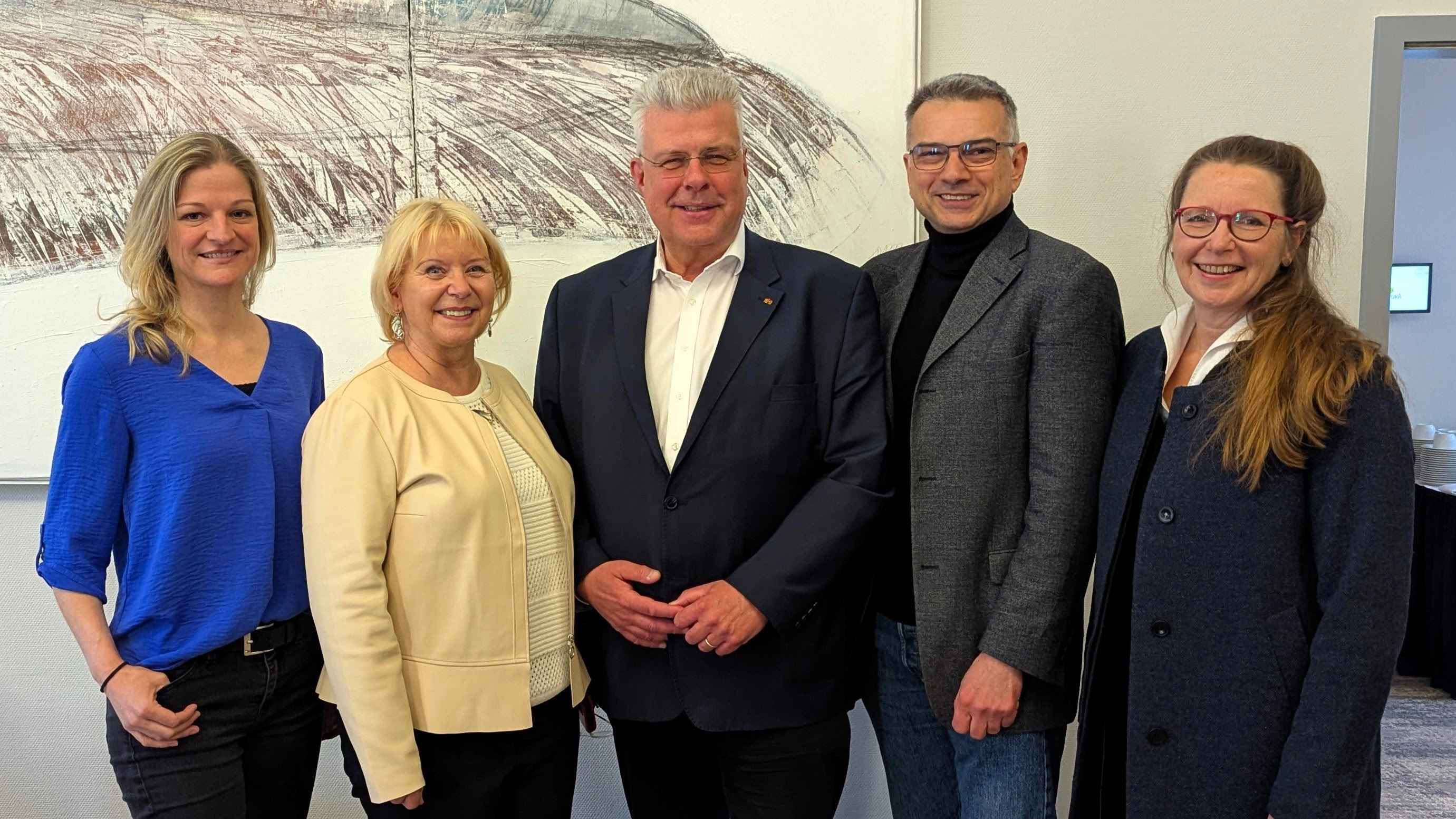 Posierten gemeinsam für ein Foto (von links): Silke D'Inka, Ulrike Liedtke, Christian Höppner, Jean-Marc Vogt sowie DMR-Generalsekretärin Antje Valentin.