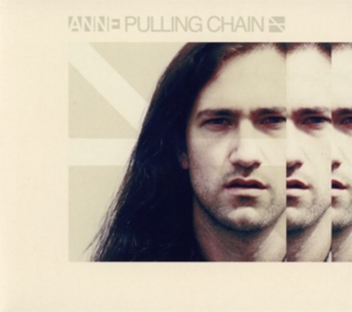 Anne – Pulling Chain