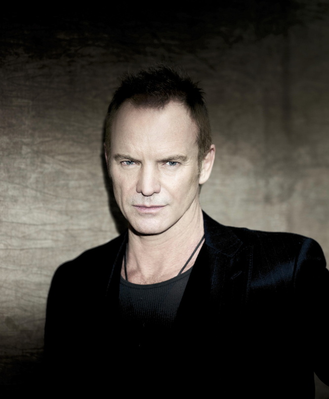 Singt beim Echo Klassik und hält eine Laudatio: Sting