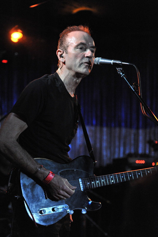 Bietet Songs seiner Solokarriere und Stranglers-Hits dar: Hugh Cornwell