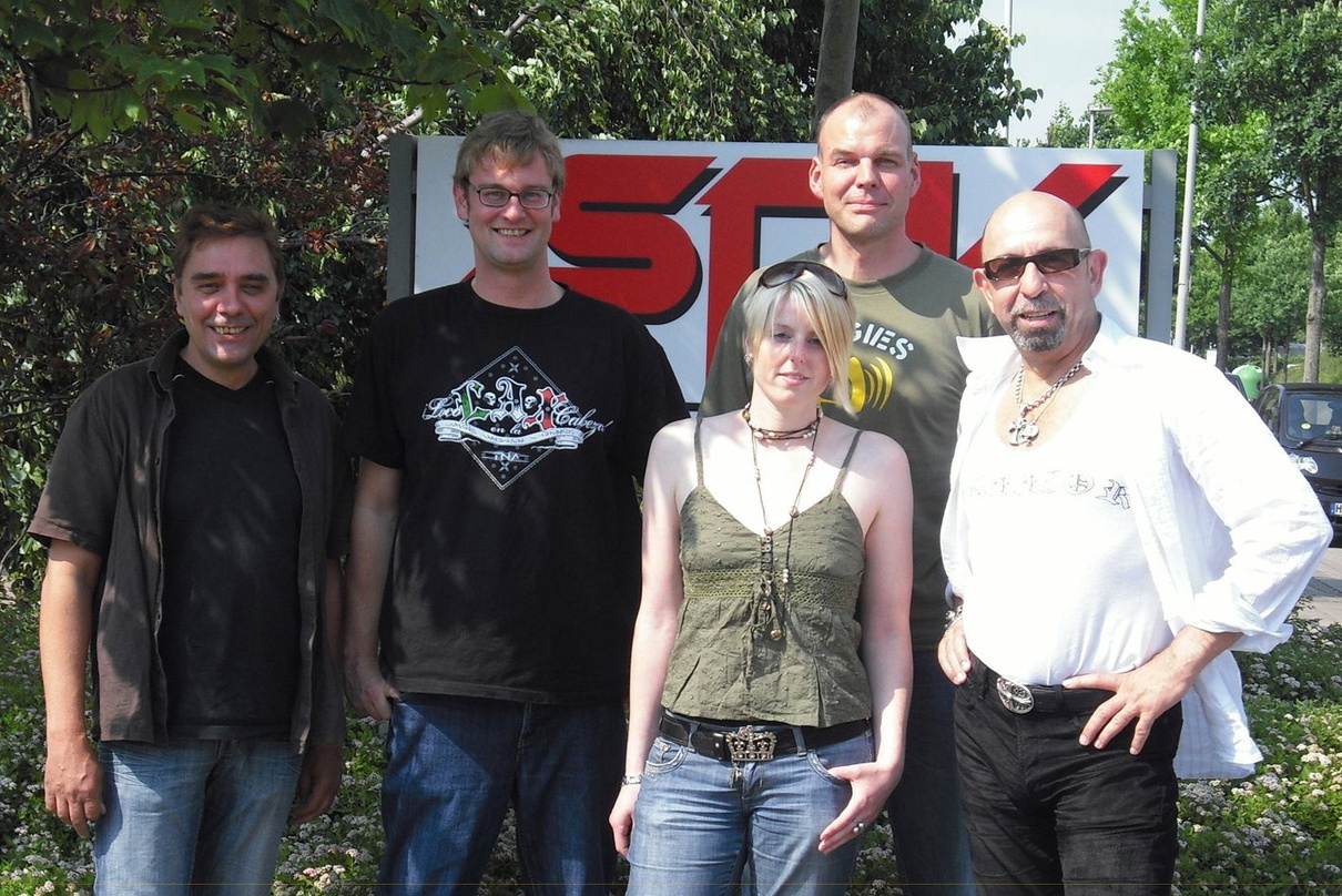 Arbeiten ab Juli zusammen: Dockyard 1 und SPV||Zum Vertragsabschluss trafen sich (v.l.n.r.): Dirk Putzke (General Manager Dockyard 1), Martin Ruder (Head Of Label Management SPV), Christin...