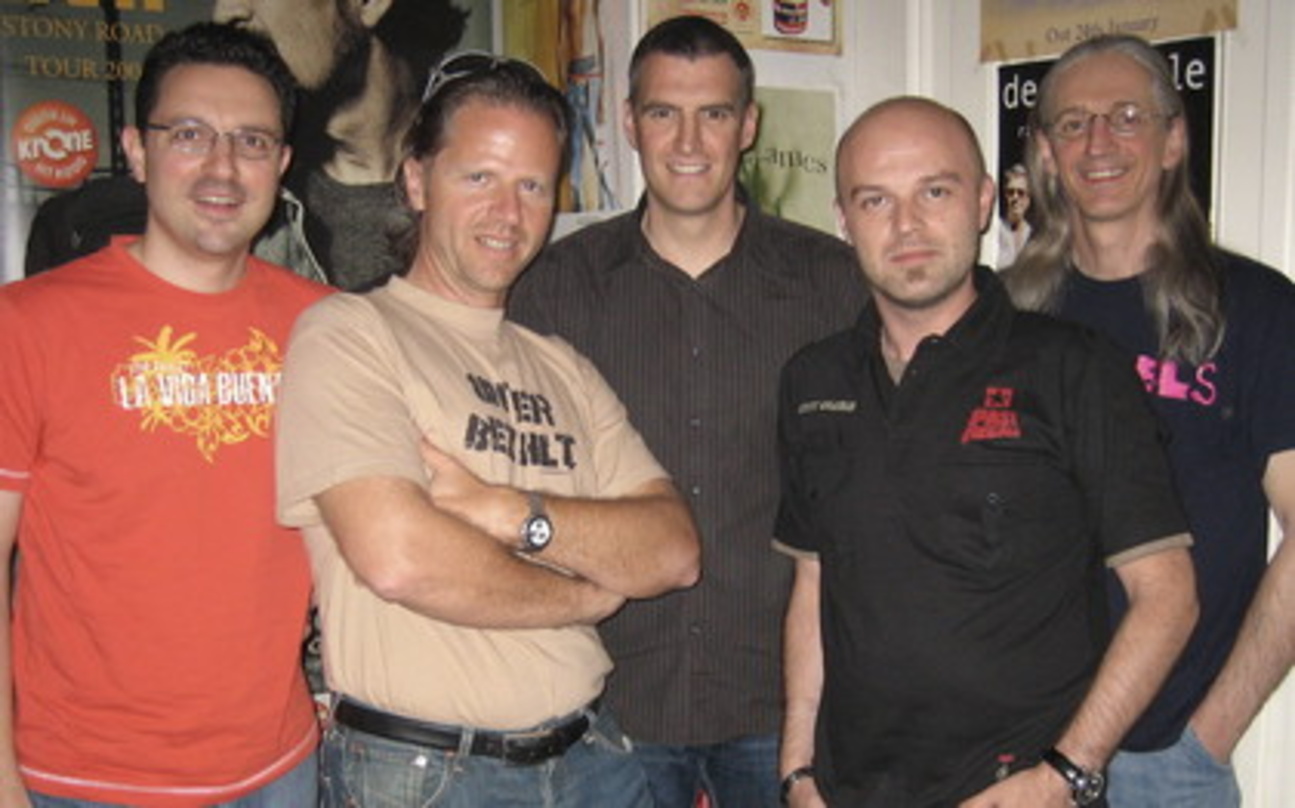 Neue Partner (v. l.): Manager Günther Wildner, Produzent Georg Gabler, Thomas Raab, Thomas Kiernbauer (A&R / Sales Director edel musica) und Jürgen Rottensteiner (Head of Promotion / Marke...