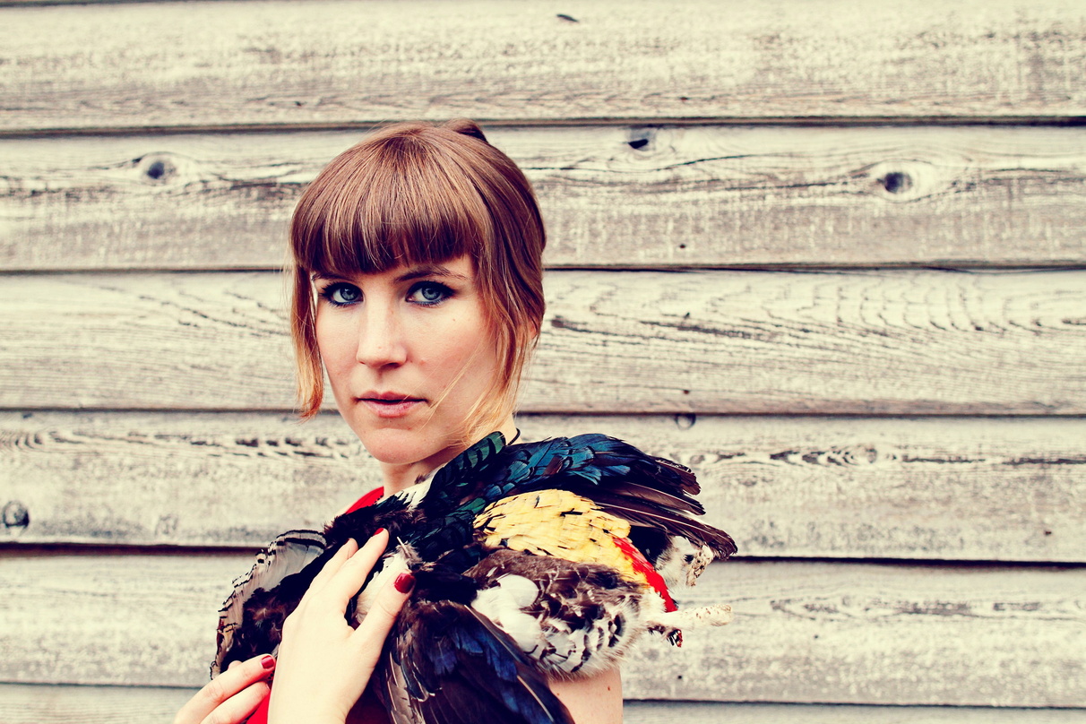 Will das OBS-Publikum mit ihren dunklen, folkigen Songs verzaubern: Emily Jane White