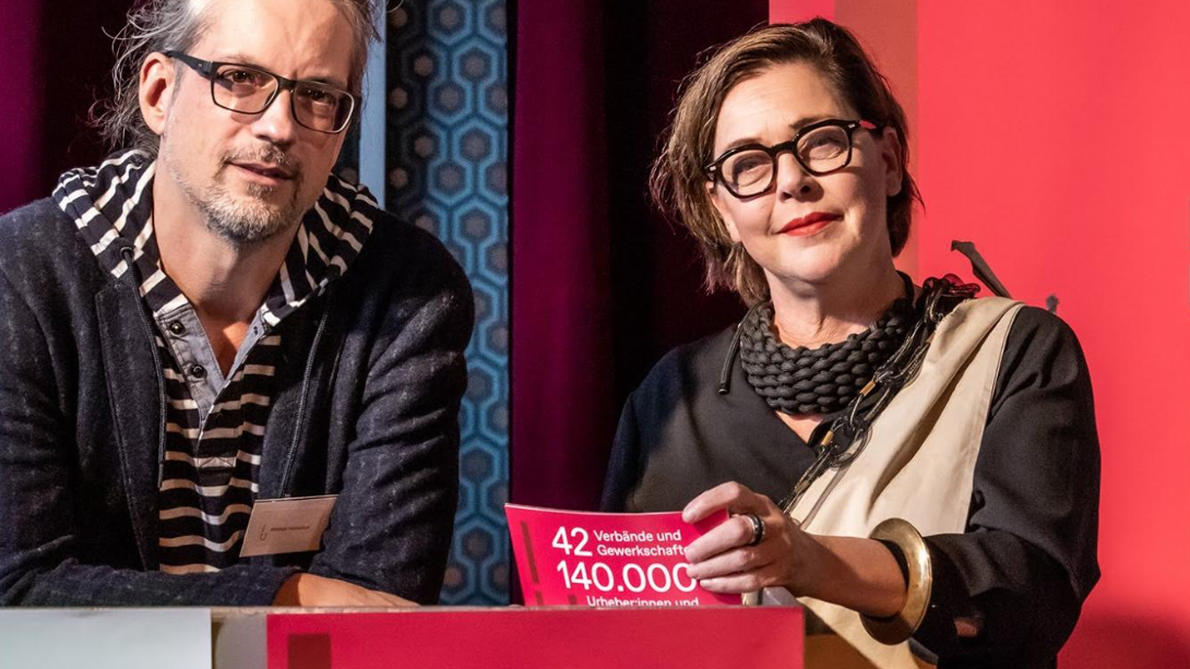 Prüfen den AI Act auf Herz und Nieren: Matthias Hornschuh (links) und Katharina Uppenbrink.