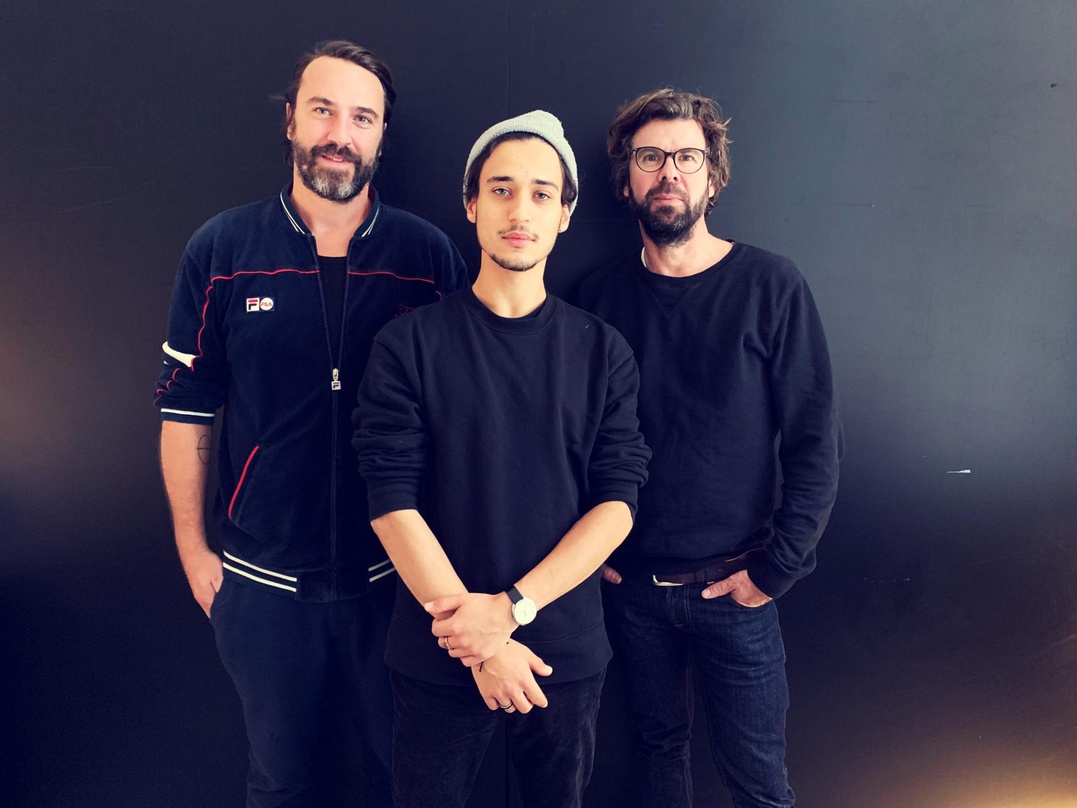 Arbeiten nun zusammen (von links): Robert Koster (Creative Manager Golden Gate Management), Joseph Feinstein und Oliver Kolb (Geschäftsführer Golden Gate Management)