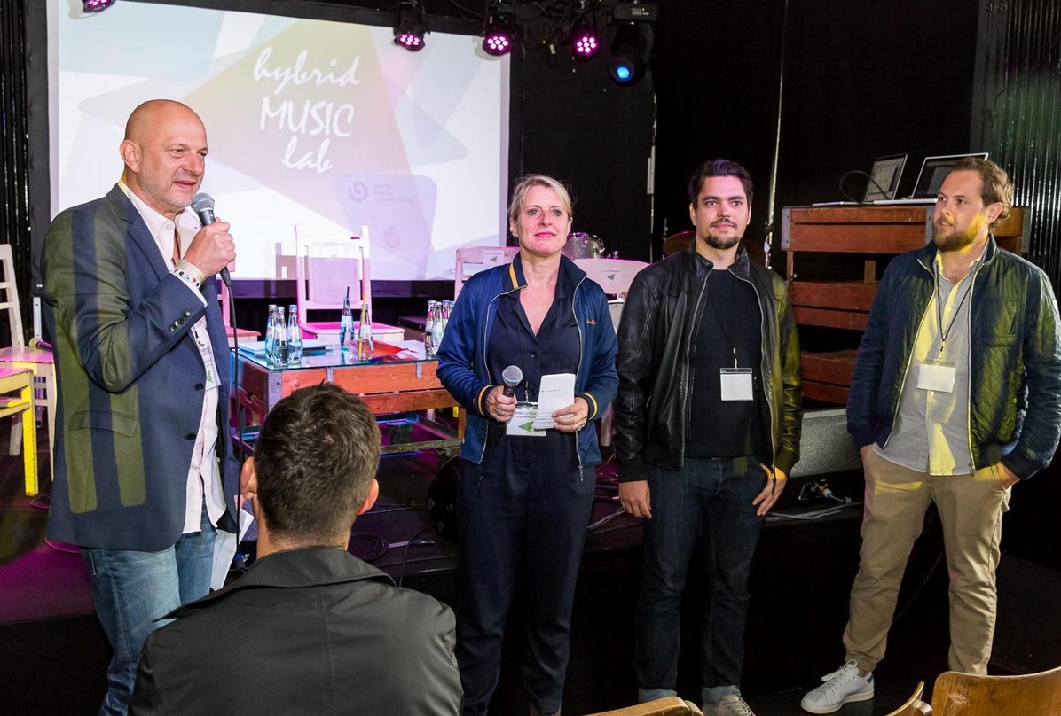 Diskutierten in Berlin (von links): Olaf Kretschmar (Vorstand Berlin Music Commission), Nina Lütjens (2. Vorsitzende Clubcommission), Jorin Zschiesche (CEO recordJet) und Sandro Spiess (Se...