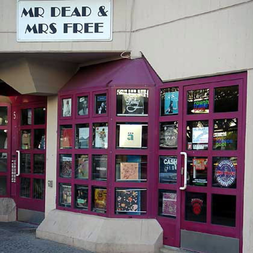 Versorgt Berlin seit 25 Jahren mit Vinyl: Mr. Dead & Mrs. Free