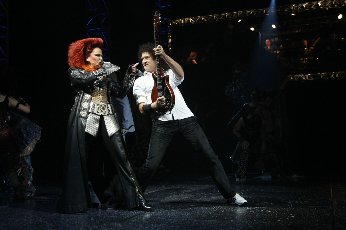 Veranstalter BB Promotion zelebrierte das einjährige Jubiläum des erfolgreichen Queen-Musicals "We Will Rock You" im Apollo Theater in Stuttgart mit einer Benefiz-Galavorstellung zugunsten...