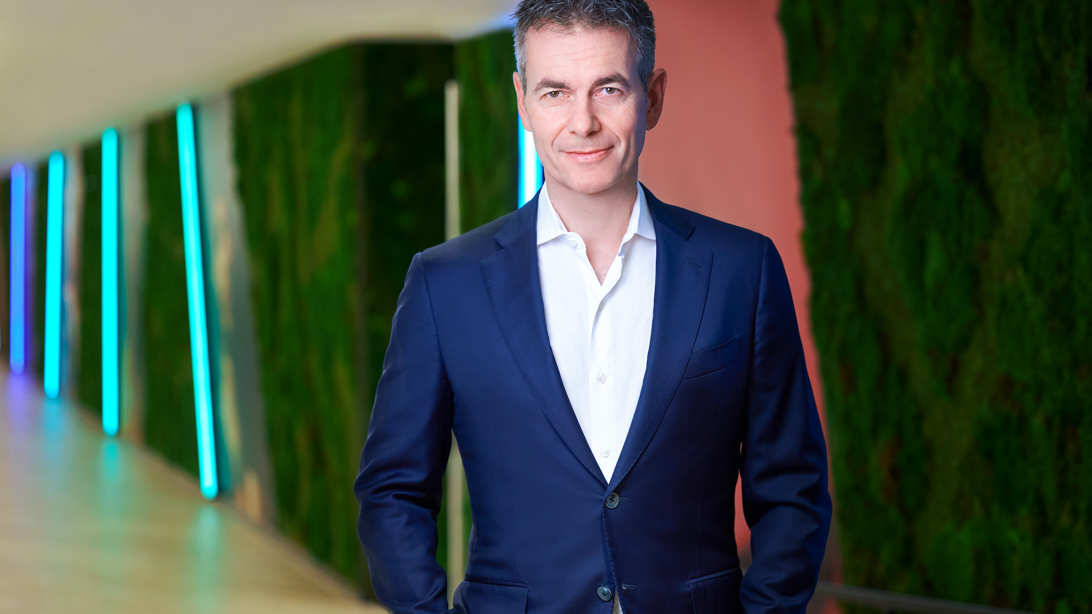 2b131948 f427 4e85 b8ff f14188b06507 Will vor einem möglichen Angebot für Believe genauer in die Bücher des französischen Musikunternehmens schauen: Robert Kyncl, CEO der Warner Music Group.