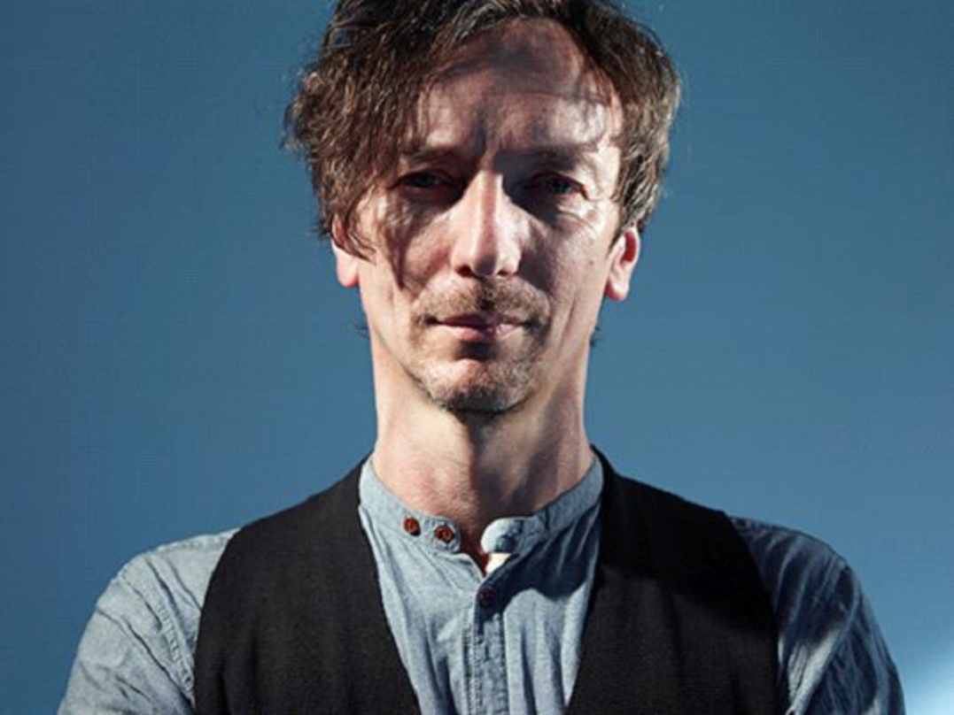 Veröffentlicht sein neues Album "Abandoned City" bei City Slang: Volker "Hauschka" Bertelsmann