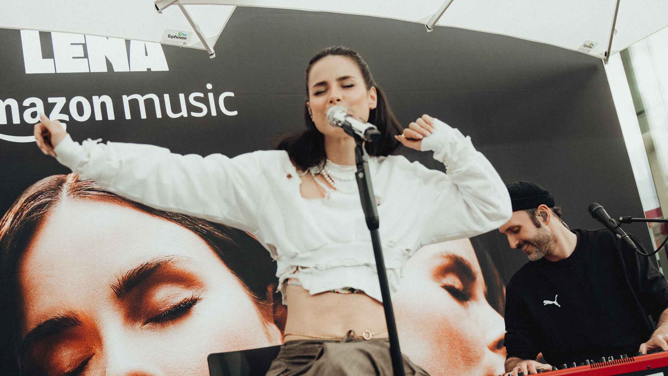 Bot Fans in Bassum ein Konzert und Fan-Experience-Event: Lena.