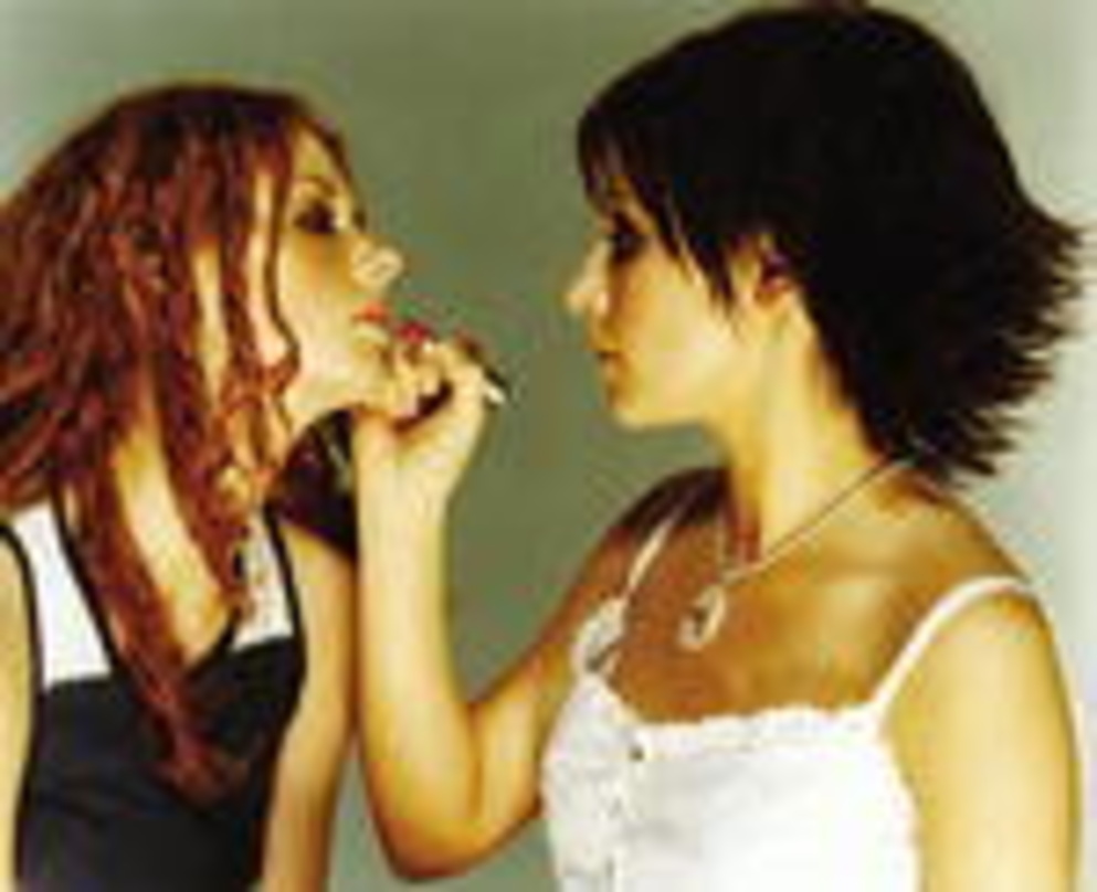 Auf dem Weg nach oben: die Girls von T.A.T.U.