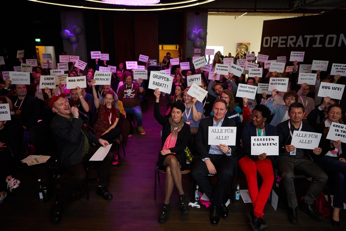 2c2a141dad1c46bf845f29f6f01eedecd07a5a8bef8a69eda63c4b6c8171ceec Lädt wieder nach Hamburg: die Konferenz Operation Ton, hier 2019