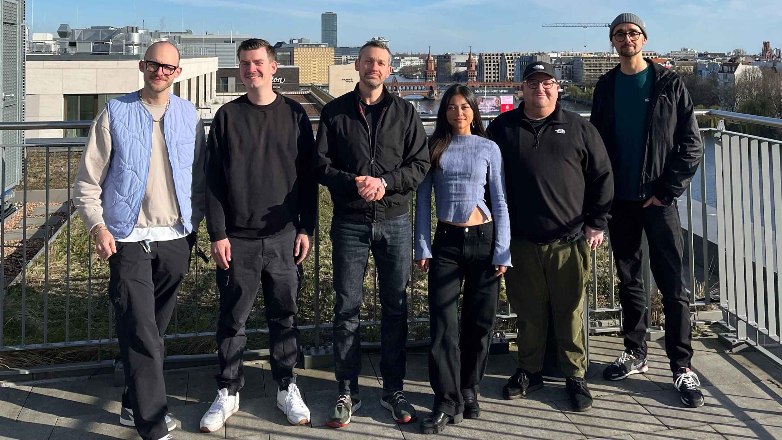 2c9a6c5b 13c3 4e40 b982 f2c9002167f5 Möchten in Zukunft gemeinsame Sache machen (von links): Felix Steinle (Label Assistant & Project Coordination Manager), Magnus Textor (Vice President Virgin Records/A&R Dance Electronic CE...