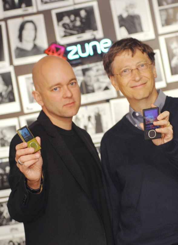 Präsentierten neue Zune-Player: J Allard (l.) und Bill Gates