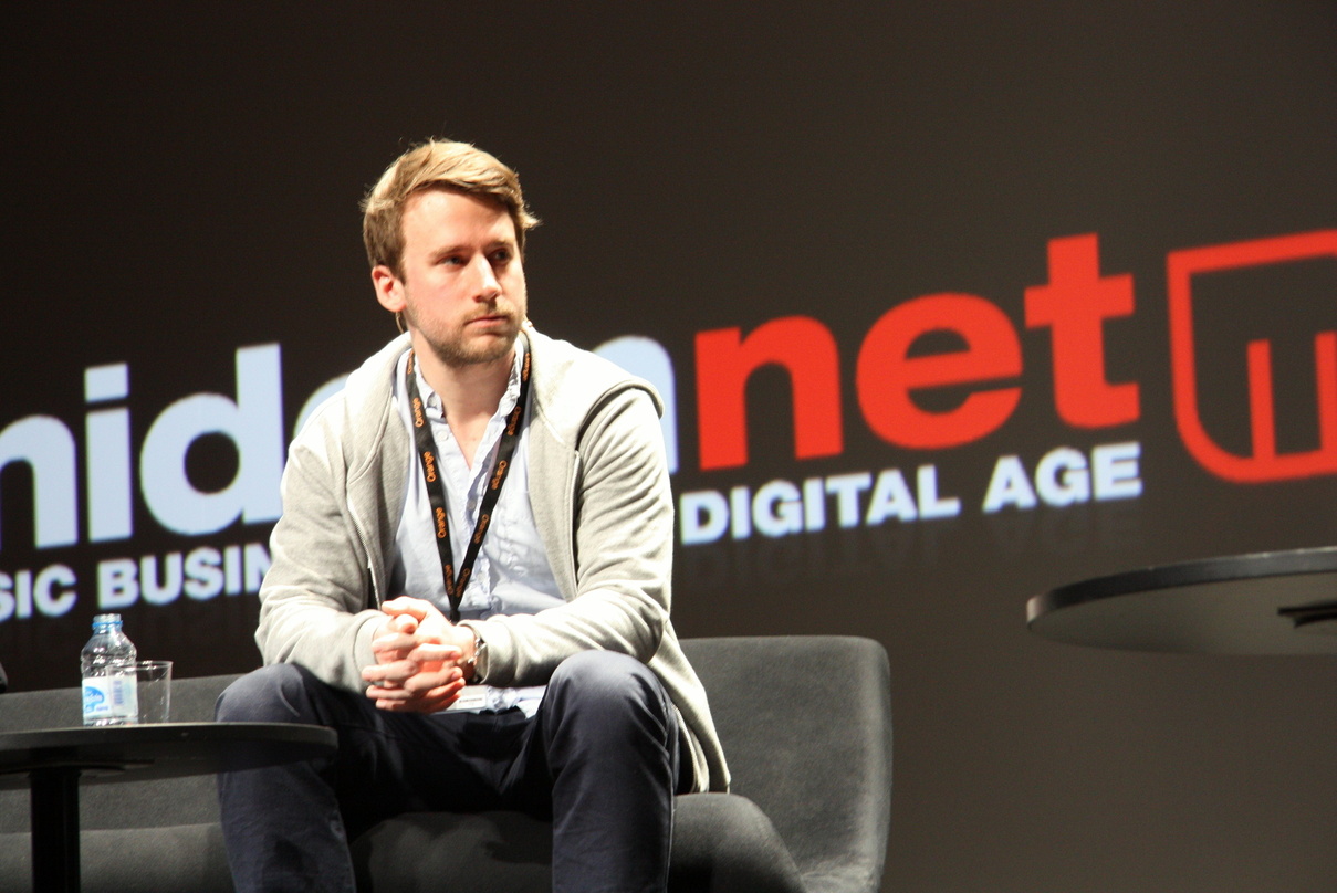 Lässt acht Millionen Tracks streamen: Simfy-Manager Christoph Lange, hier auf dem Podium der MidemNet