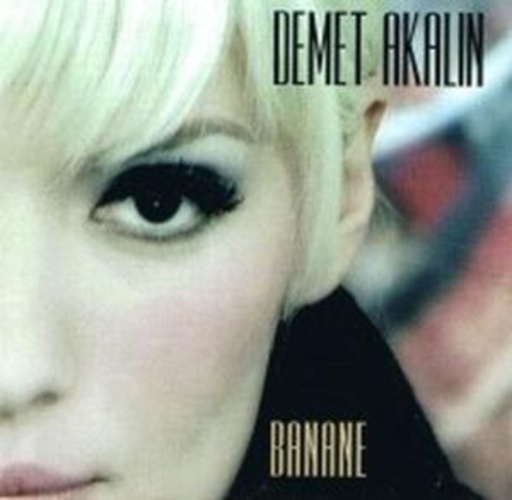 Demet Akalin – Banane