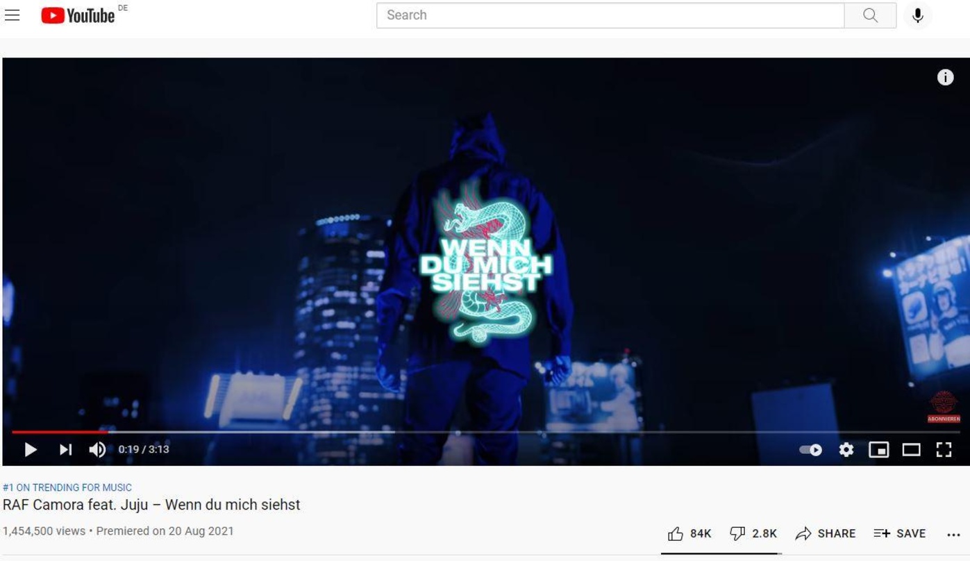Raf Camora und Juju sicherten sich am Wochenende in den YouTube-Musik-Trendcharts mit "Wenn du mich siehst" Platz eins