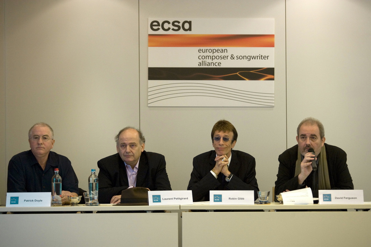 Kritisieren die Verhandlungsführung von YouTube (v.l.n.r.): Die ECSA-Macher Patrick Doyle, Laurent Petitgirard, Robin Gibb und David Ferguson