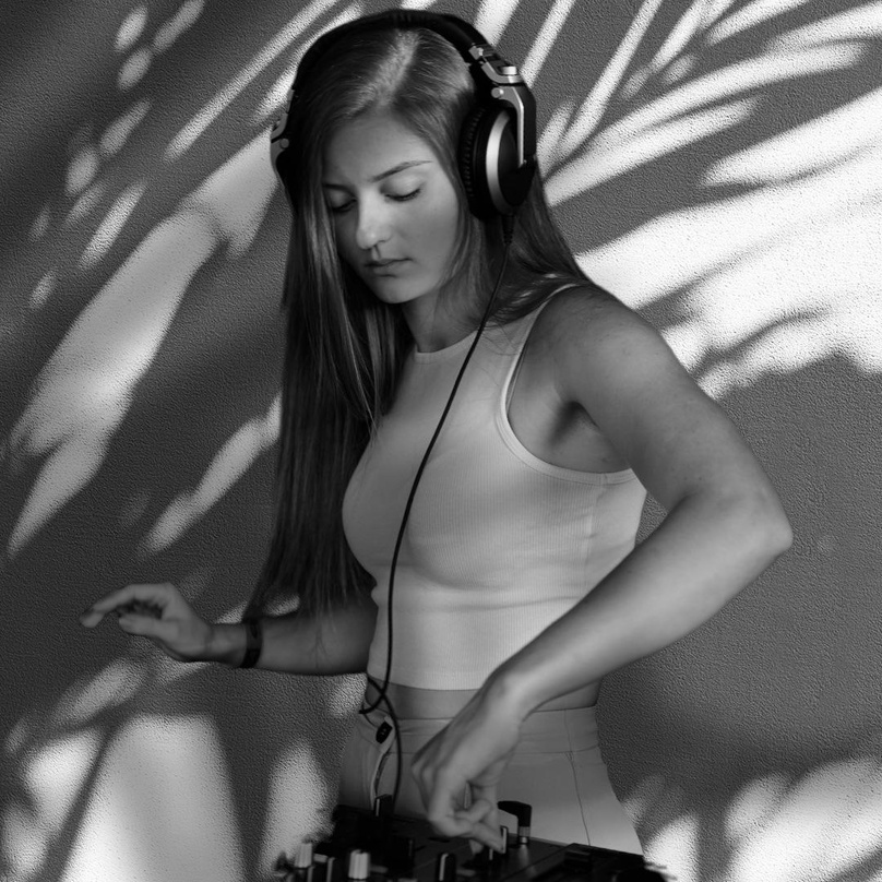 Neu bei Berlinièros: Amelie Larsen