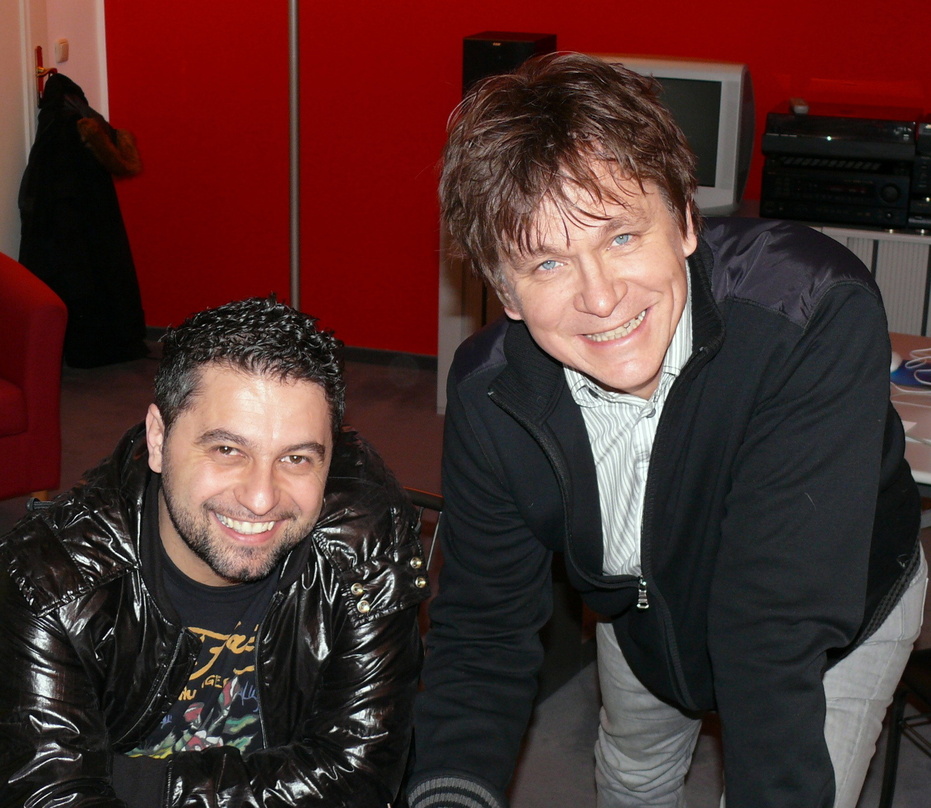 Big In Japan: Leo "Freakchild" Chantzaras (l.) mit Ben Malén (Managing Director Global Chrysalis)